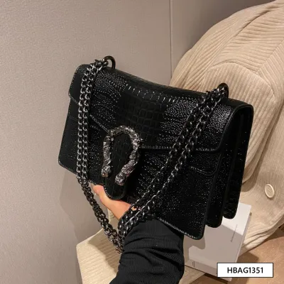 SNOWBERRY CHIC WOMEN'S HANDBAG